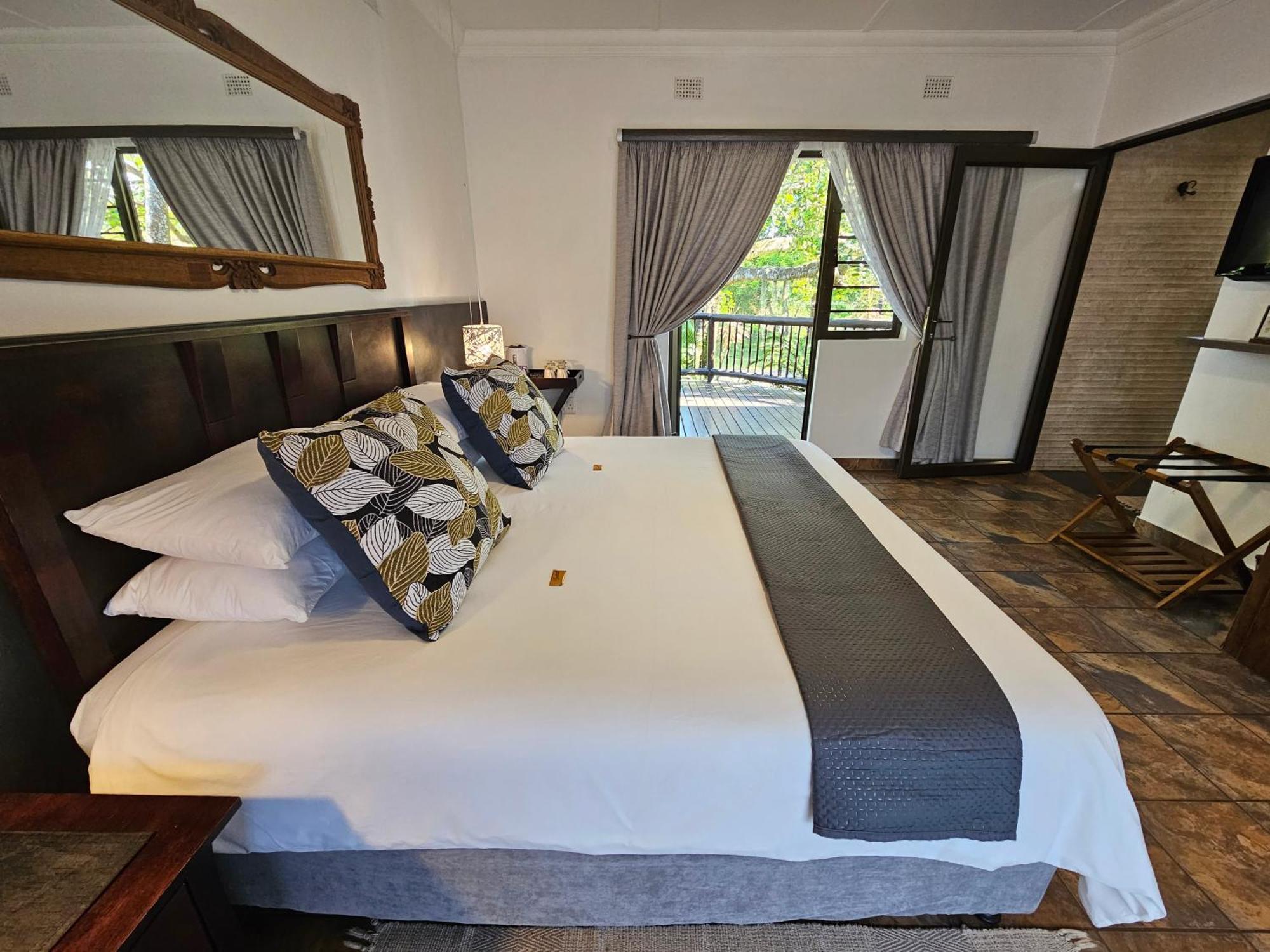 Leopard Corner Lodge St Lucia Bagian luar foto