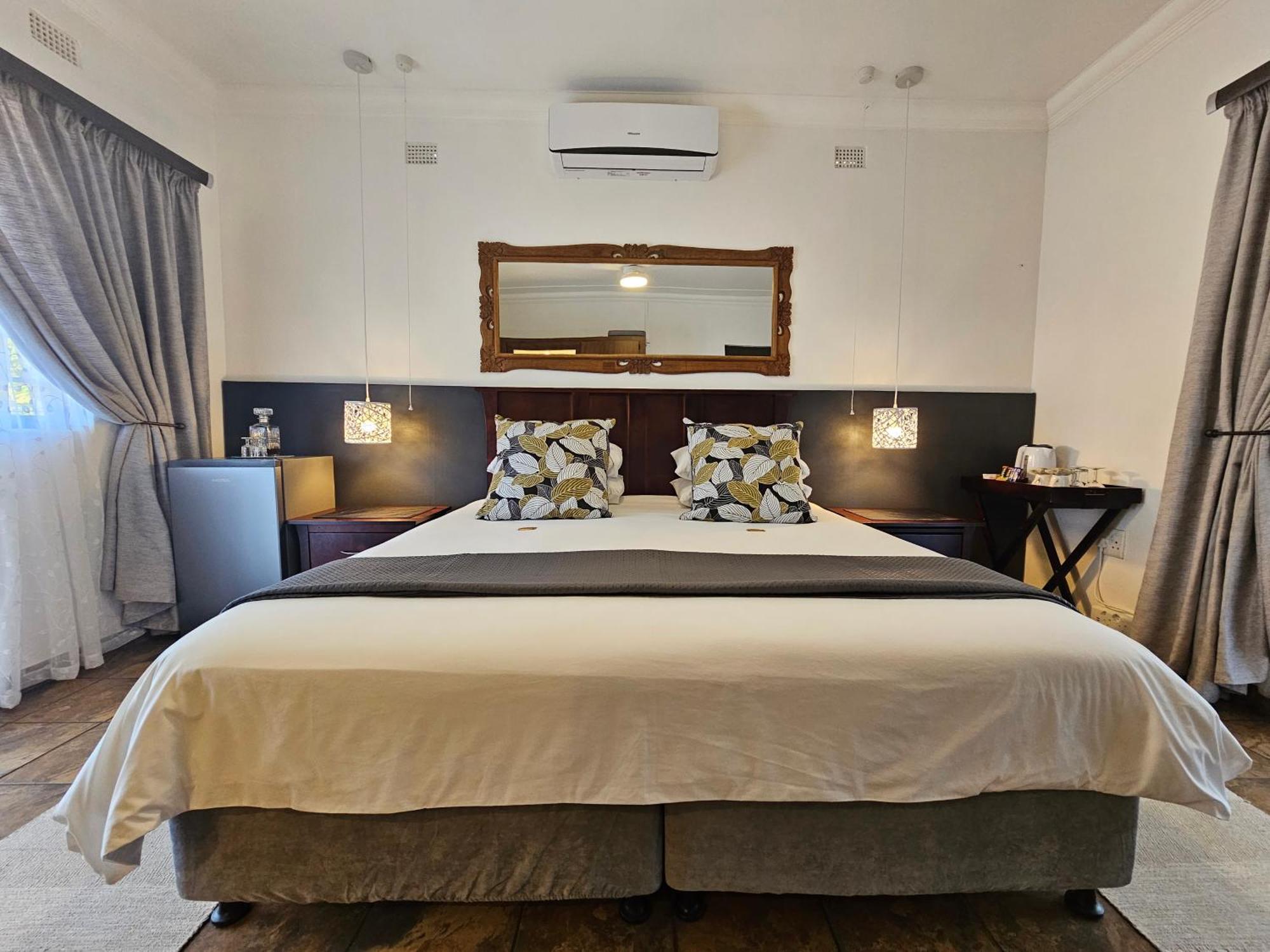Leopard Corner Lodge St Lucia Bagian luar foto