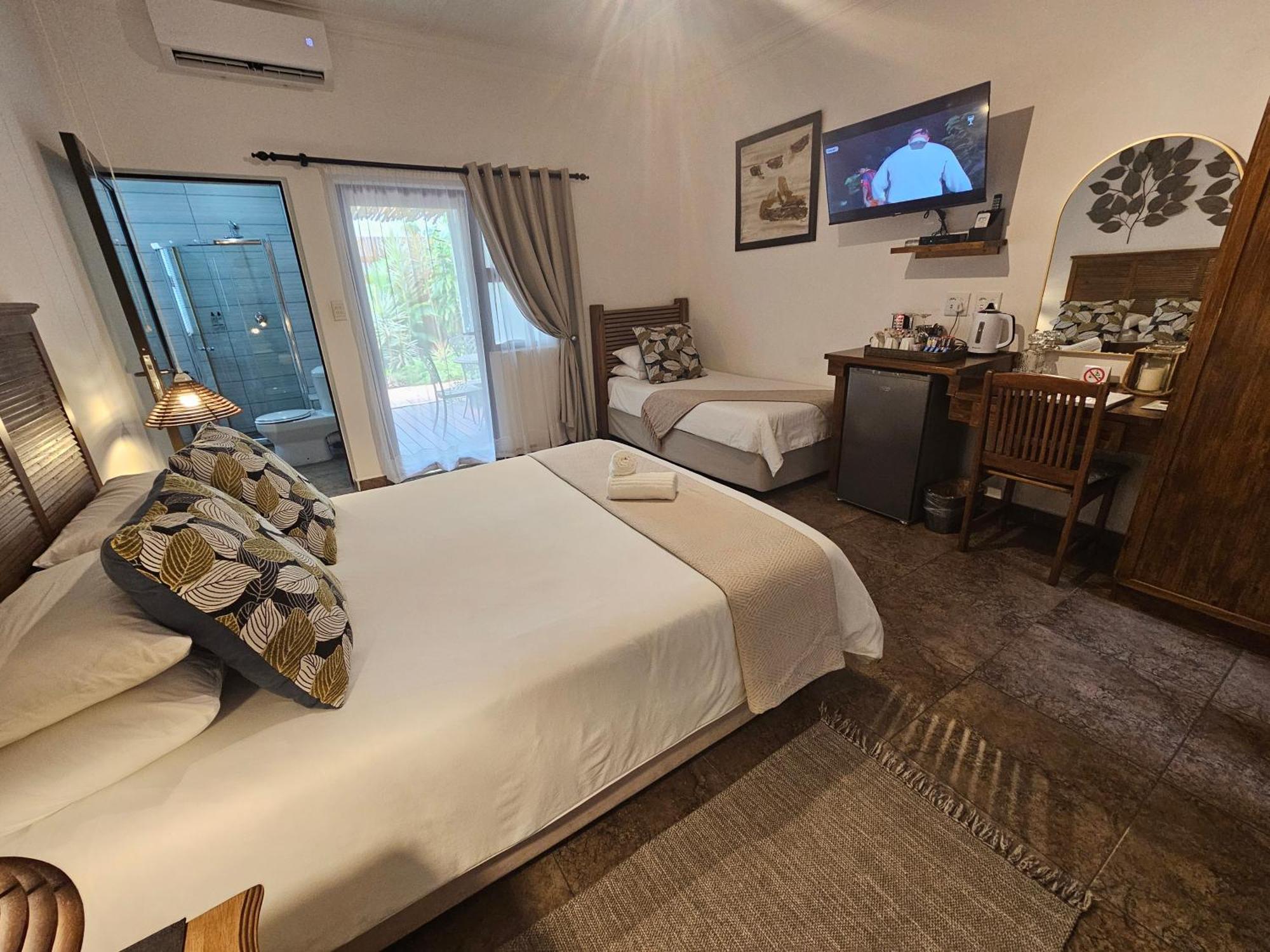 Leopard Corner Lodge St Lucia Bagian luar foto